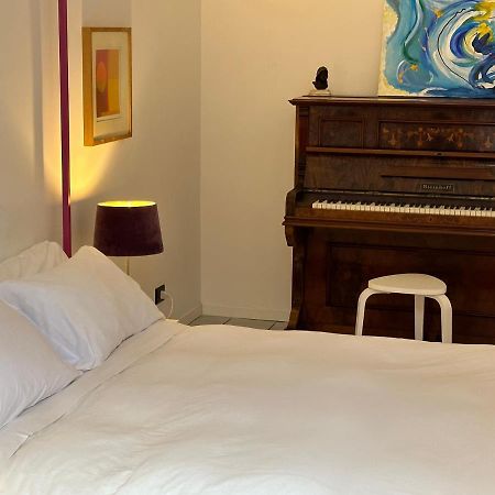 Vicool Apartments - Centro Storico Napoli エクステリア 写真