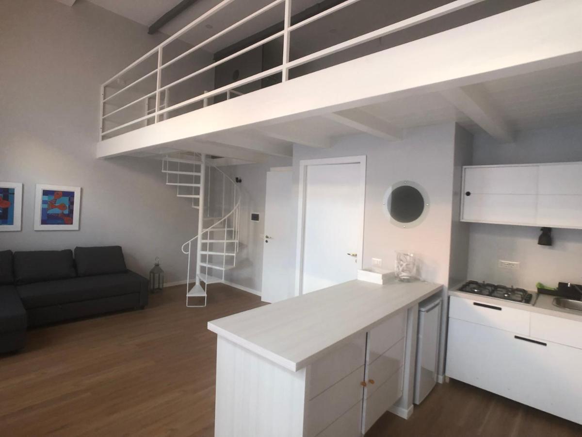 Vicool Apartments - Centro Storico Napoli エクステリア 写真