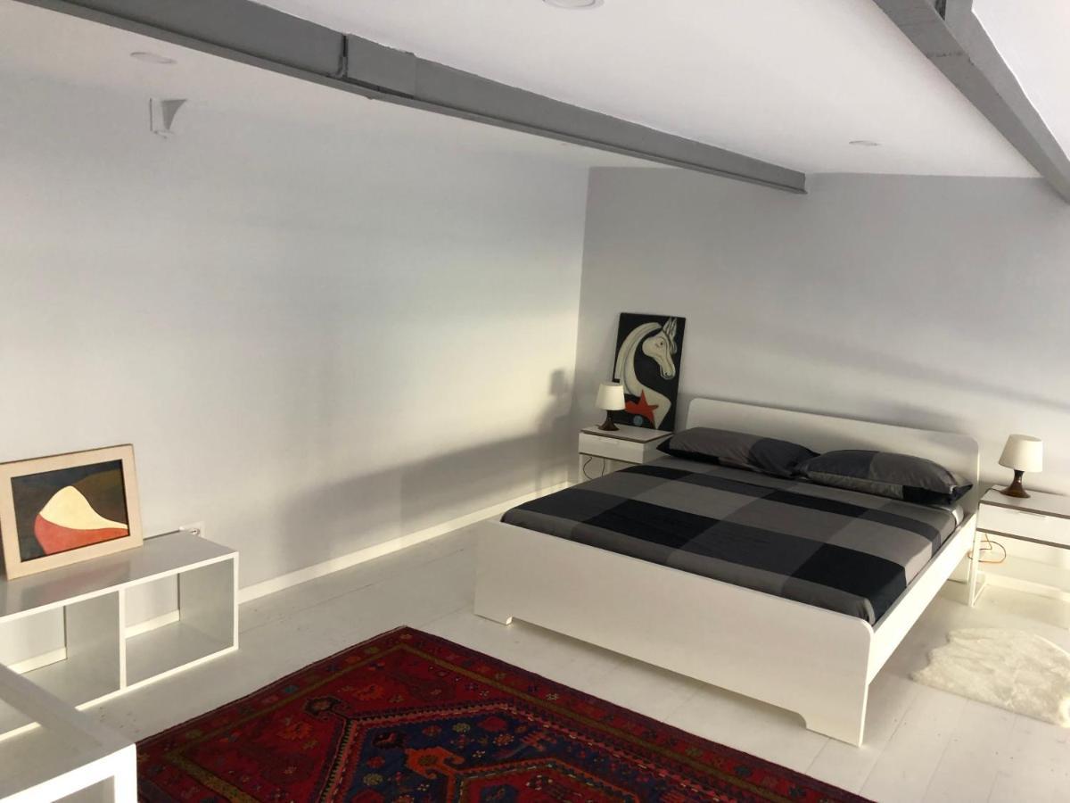 Vicool Apartments - Centro Storico Napoli エクステリア 写真
