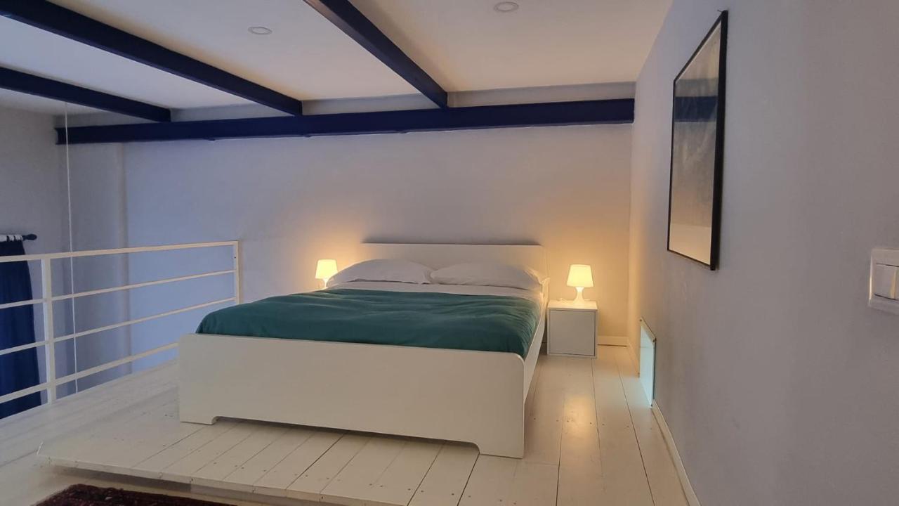 Vicool Apartments - Centro Storico Napoli エクステリア 写真
