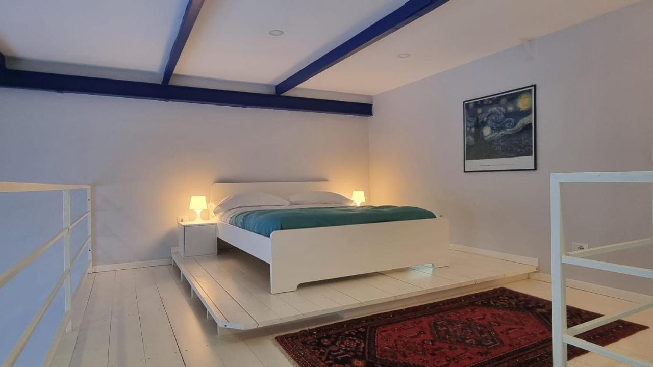 Vicool Apartments - Centro Storico Napoli エクステリア 写真