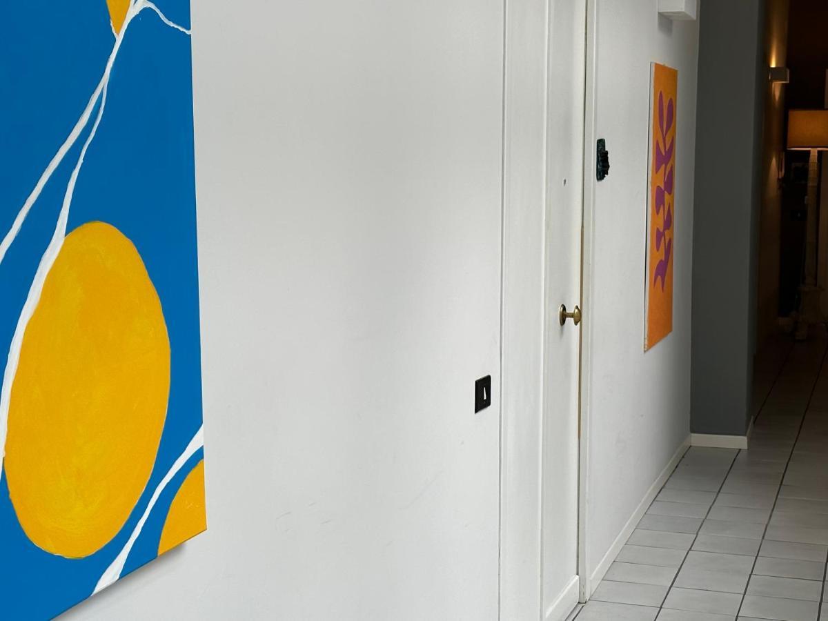 Vicool Apartments - Centro Storico Napoli エクステリア 写真