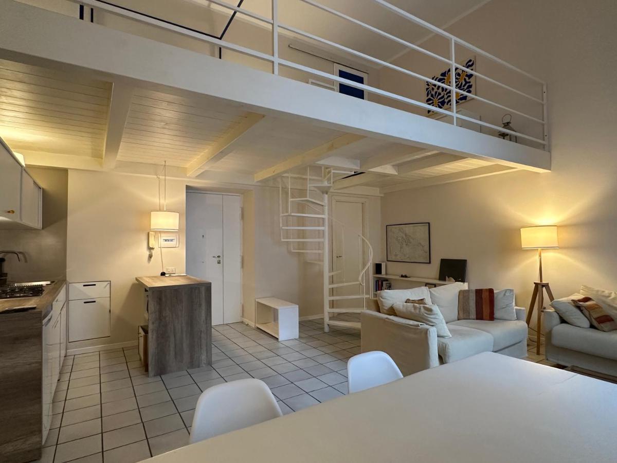 Vicool Apartments - Centro Storico Napoli エクステリア 写真