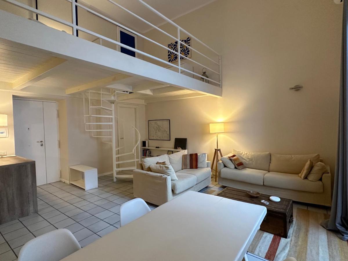 Vicool Apartments - Centro Storico Napoli エクステリア 写真